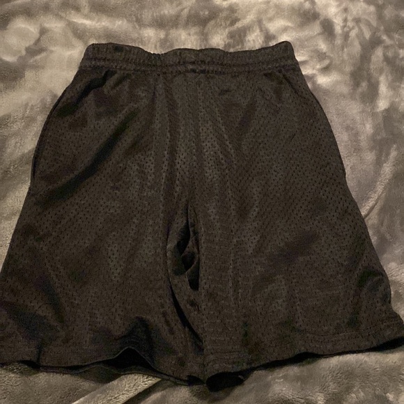 Boys athletic shorts bundle size 7/8 - Picture 8 of 8